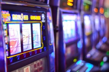 taipanqq mobile app interface showing sportsbook markets and casino tables